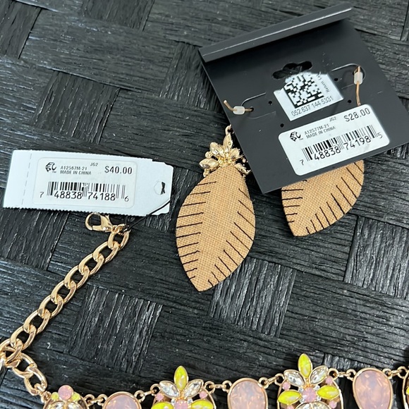 Guess Jewelry Set - Picture 9 of 9